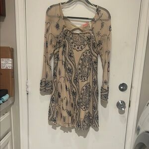 Elegant Free People Beige and gray mini Dress size 8. New never worn